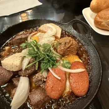 Buon Me Cafe - Banh Mi Chao with Shaking Beef - Coffee & Tea Near Me - San Jose, California Buon Me Cafe - Banh Mi Chao with Shaking Beef - Coffee & Tea Near Me - San Jose, California