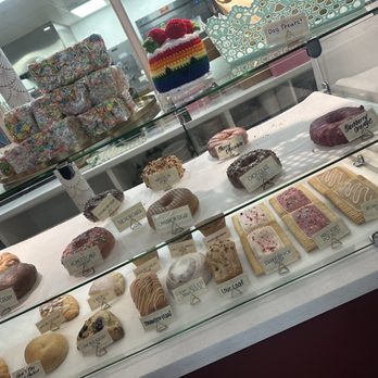 Cake Thieves Bakery - Pop Pastry, Loaf, Doughnut - Bakeries Near Me - San Antonio, Texas