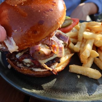 Cara Cara - Hamburger - New American Near Me - Los Angeles, California