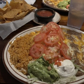 Carlos Restaurante - Mexican Near Me - Cave Junction, Oregon Carlos Restaurante - Mexican Near Me - Cave Junction, Oregon