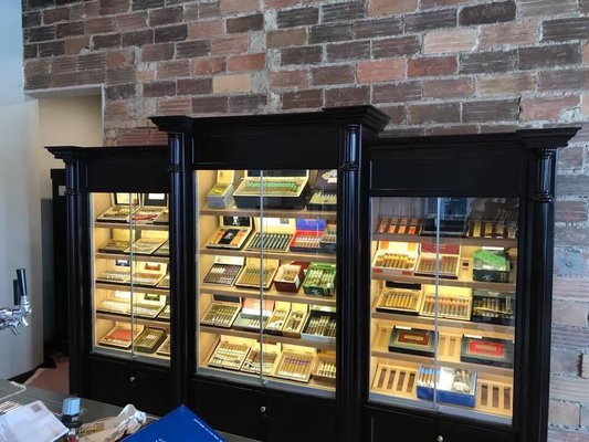 DePorres House of Barbering & Lounge by null