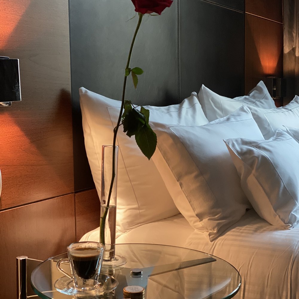 Hotel Urban - Rose provided by the hotel during their turndown service. - Hotels Near Me - Madrid, M
