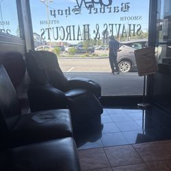 Dennis Barber Shop
