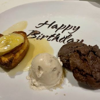 Eddie V's Prime Seafood - Such a nice touch - Seafood Near Me - Burlington, Massachusetts