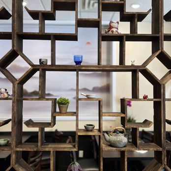 Dynasty Dumpling - Wall divider - Dim Sum Near Me - San Francisco, California Dynasty Dumpling - Wall divider - Dim Sum Near Me - San Francisco, California