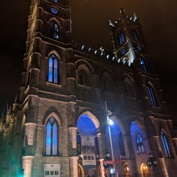 Le Saint-Sulpice Hotel - Beautiful scenes on the way from the 747 to the hotel - Hotels Near Me - Montreal, Quebec Le Saint-Sulpice Hotel - Beautiful scenes on the way from the 747 to the hotel - Hotels Near Me - Montreal, Quebec