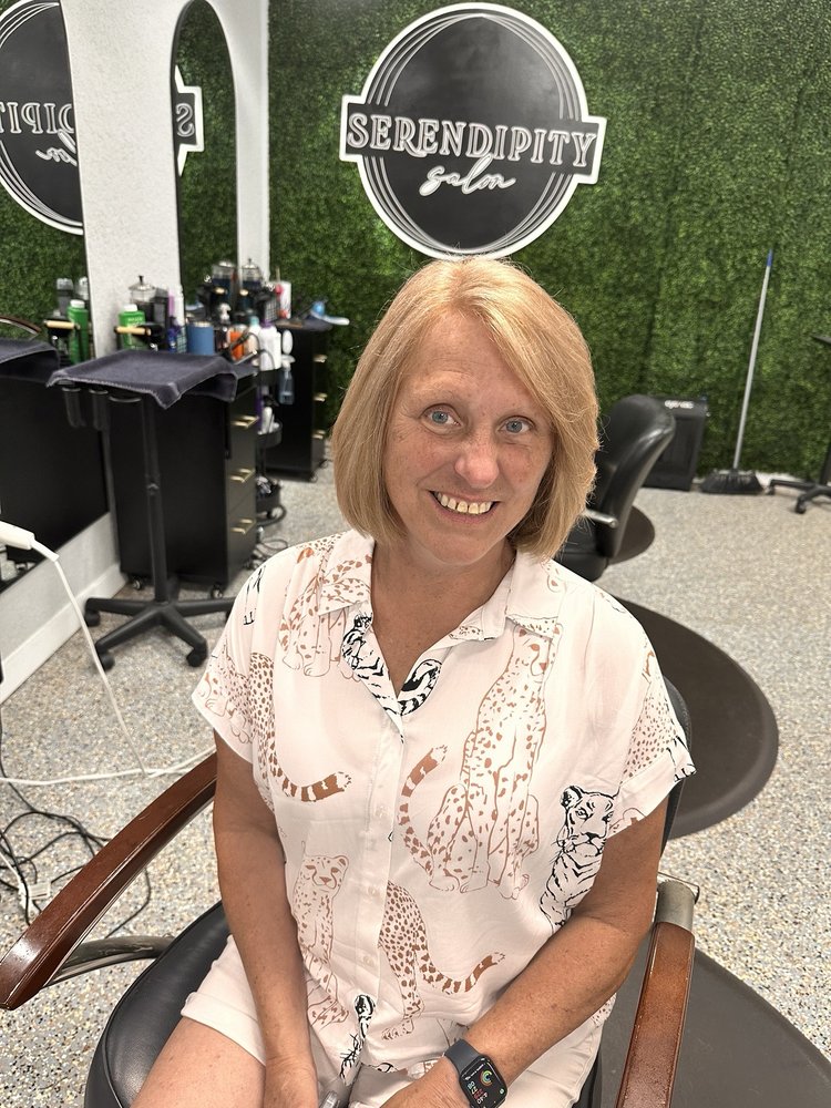 Toni & Co Salon Logo