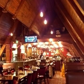 Foxy's Restaurant - Main room - Diners Near Me - Glendale, California Foxy's Restaurant - Main room - Diners Near Me - Glendale, California