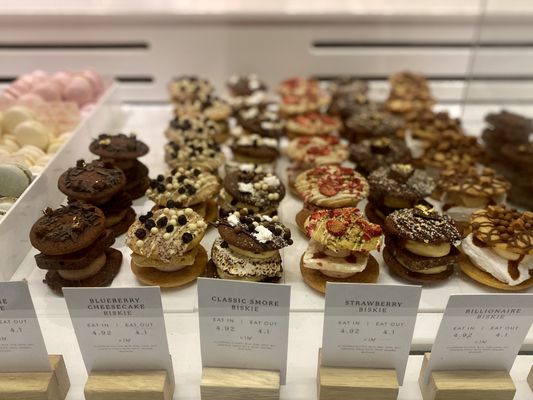 Cutter & Squidge by null