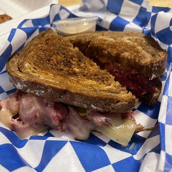 Das Bierhalle - Rueben Sandwich - Bars Near Me - Parkville, Maryland Das Bierhalle - Rueben Sandwich - Bars Near Me - Parkville, Maryland