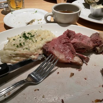Bartlett's - Steakhouses Near Me - Austin, Texas