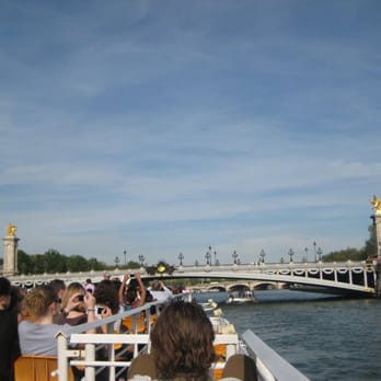 Bateaux Mouches - Boat Charters Near Me - Paris, 75 Bateaux Mouches - Boat Charters Near Me - Paris, 75