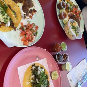Taqueria Invicto - Mexican Near Me - Oakbrook, Illinois