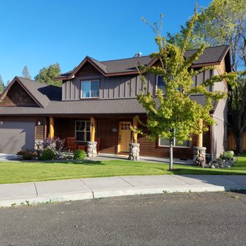 4 Seasonal Services - a house in a residential neighborhood - Landscaping Near Me 4 Seasonal Services - a house in a residential neighborhood - Landscaping Near Me