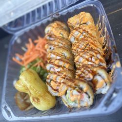 Sushilito Boy - Spicy Shrimp sushi (deep fried)