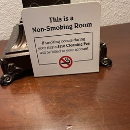 a no smoking sign a no smoking sign