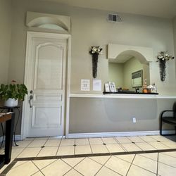 Advanced Chiropractic Treatment Center - Front desk