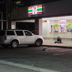 7-Eleven - Storefront at 10:30pm
