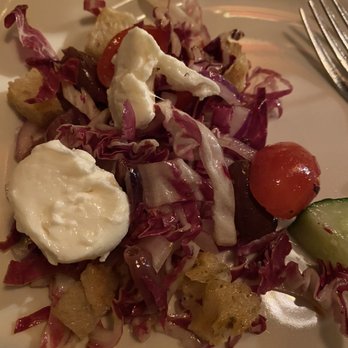 GRUPPO NYCThinCrust Pizza - Mediterranean Salad - Pizza Near Me - New York, New York