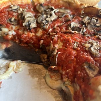 GIORDANO’S - Updated October 2025 - 235 Photos & 258 Reviews - 7105 ...