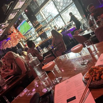 Ten Sushi - Sushi Bars Near Me - Houston, Texas
