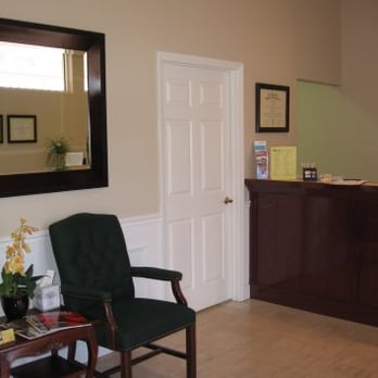 Caez Chiropractic - Chiropractors Near Me - Tampa, Florida