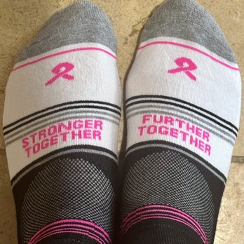 Fleet Feet - Shoe Stores Near Me - Encino, California