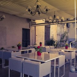 Le Bouchon Catalan - Terrasse de notre restaurant à Manosque