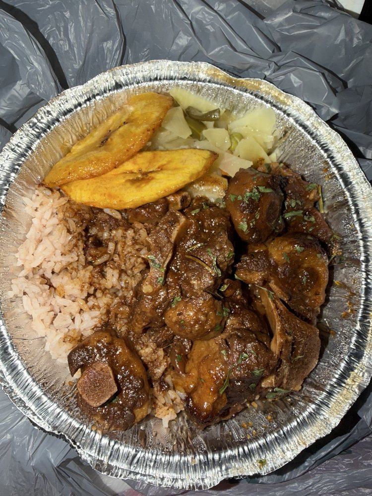 Gar and Mar Jamaican American Cuisine