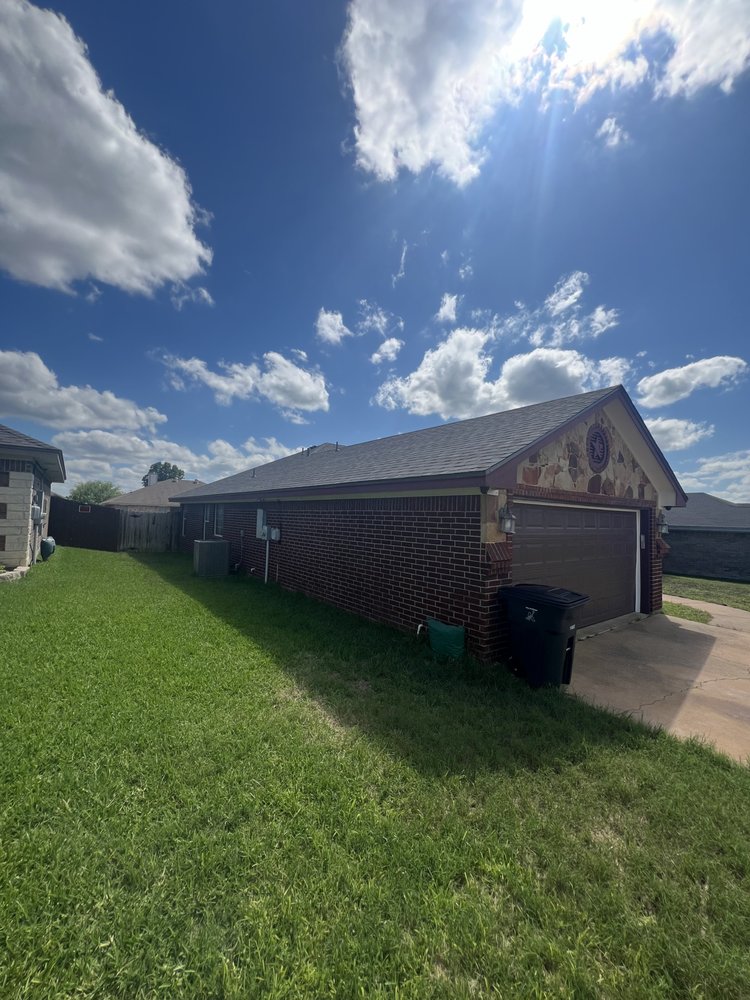 Slide of Atlas Roofing Pros