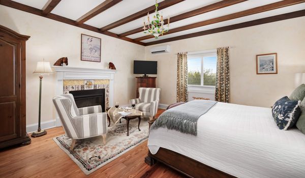 L'Auberge Provencale Inn & Restaurant by null