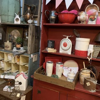 Vintage Mercantile - Antiques Near Me - Hesperia, California