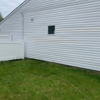 Preferred Choice Cleaning - Side of the house looks 100% better then before - Window Washing Near Me - Patchogue, New York