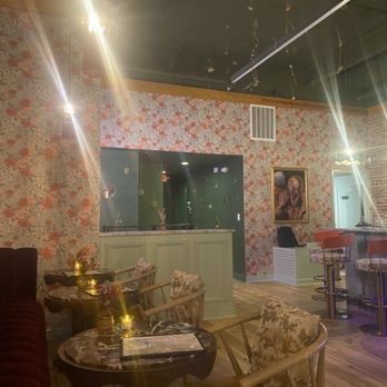 Primrose Bar & Lounge - Cocktail Bars Near Me - Durham, North Carolina