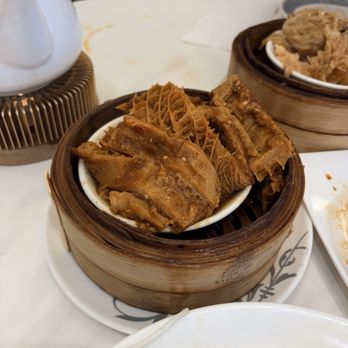 Yue Restaurant - Seafood Near Me - Richmond, British Columbia Yue Restaurant - Seafood Near Me - Richmond, British Columbia
