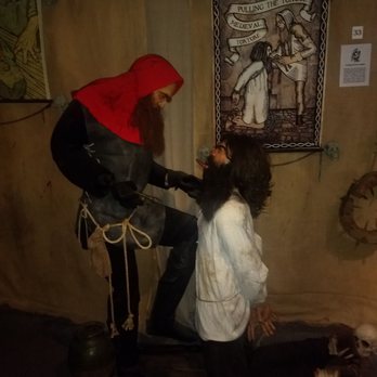 Medieval Torture Museum - Tongue torture - Museums Near Me - Chicago, Illinois Medieval Torture Museum - Tongue torture - Museums Near Me - Chicago, Illinois