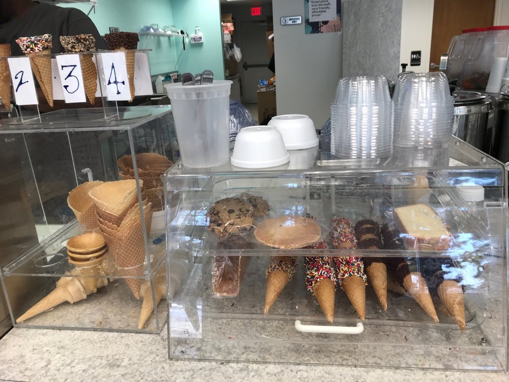 DOUBLE DIPPER ICE CREAM PARLOR 20 Photos 3545 Philadelphia Pike