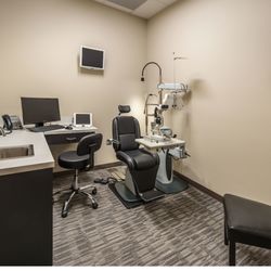 Dr. Jennifer L. Shane & Associates - Interior Photo 2