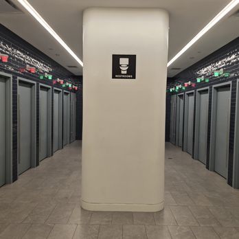 Museum of Science - bathroom - Museums Near Me - Boston, Massachusetts