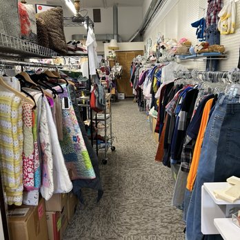 Consignment Boutique on Main Street - Lotta cool women's clothing - Used, Vintage & Consignment Near Me - Delta, Colorado