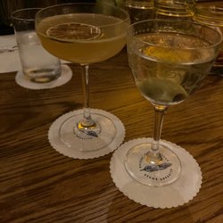 Tropezón - Gimlet with coconut-infused gin, Fino Martini