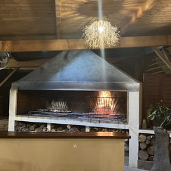 Chez Francis - The outdoor grill (free smells )