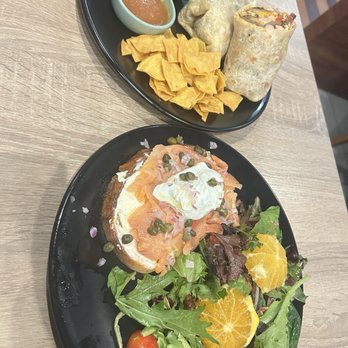 Toast & Tonique - Breakfast & Brunch Near Me - Newark, California