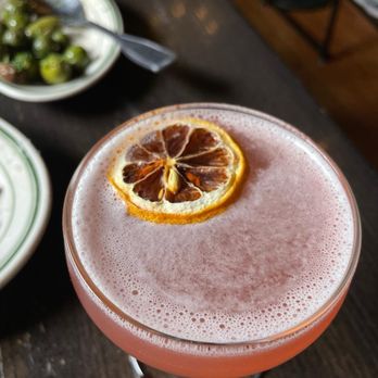 Reilly Craft Pizza and Drink - Grapefruit mocktail - Italian Near Me - Tucson, Arizona Reilly Craft Pizza and Drink - Grapefruit mocktail - Italian Near Me - Tucson, Arizona