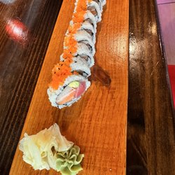 Tuna and Salmon Roll