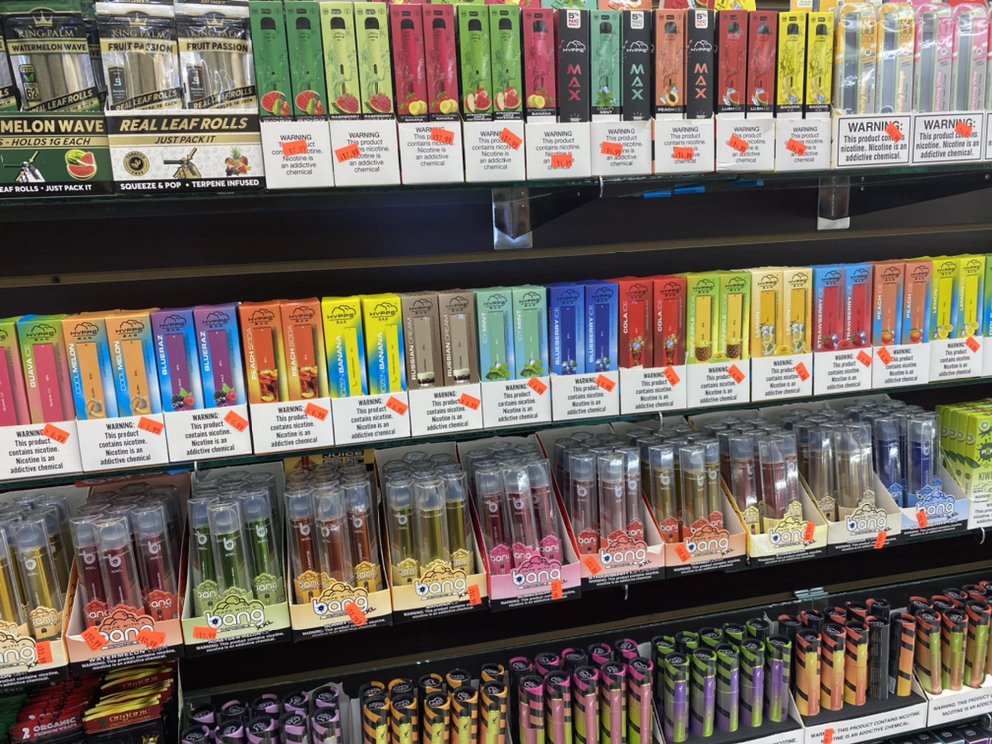 SMOKE & VAPE Updated September 2024 26 Photos 1379 Lamar Ave