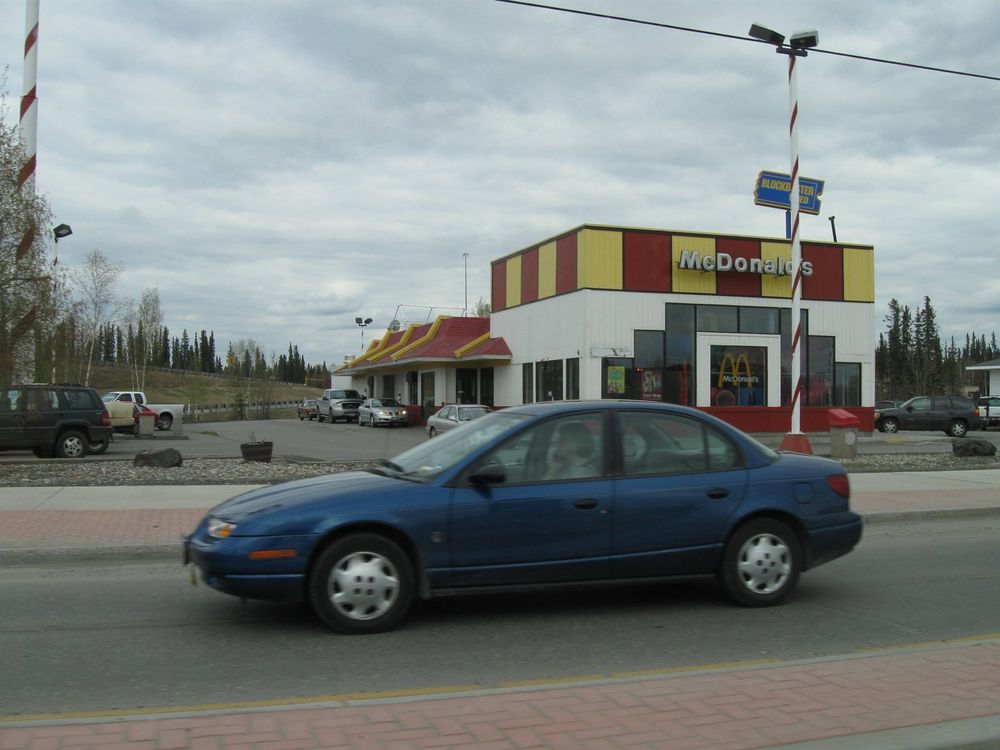 MCDONALD’S - Updated December 2025 - 26 Reviews - 352 N Santa Claus Ln ...