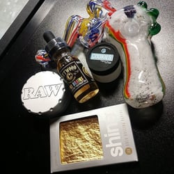 Bladez Smoke Shop