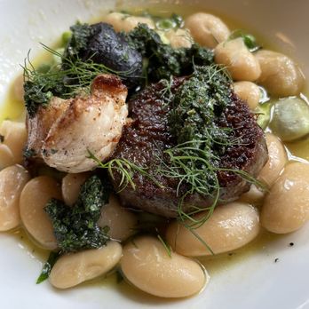 brat - Side dish of beans that came with the Mutton Chop - British Near Me - London, XGL brat - Side dish of beans that came with the Mutton Chop - British Near Me - London, XGL