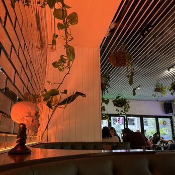 Thrive - Cocktail Bars Near Me - Orlando, Florida
